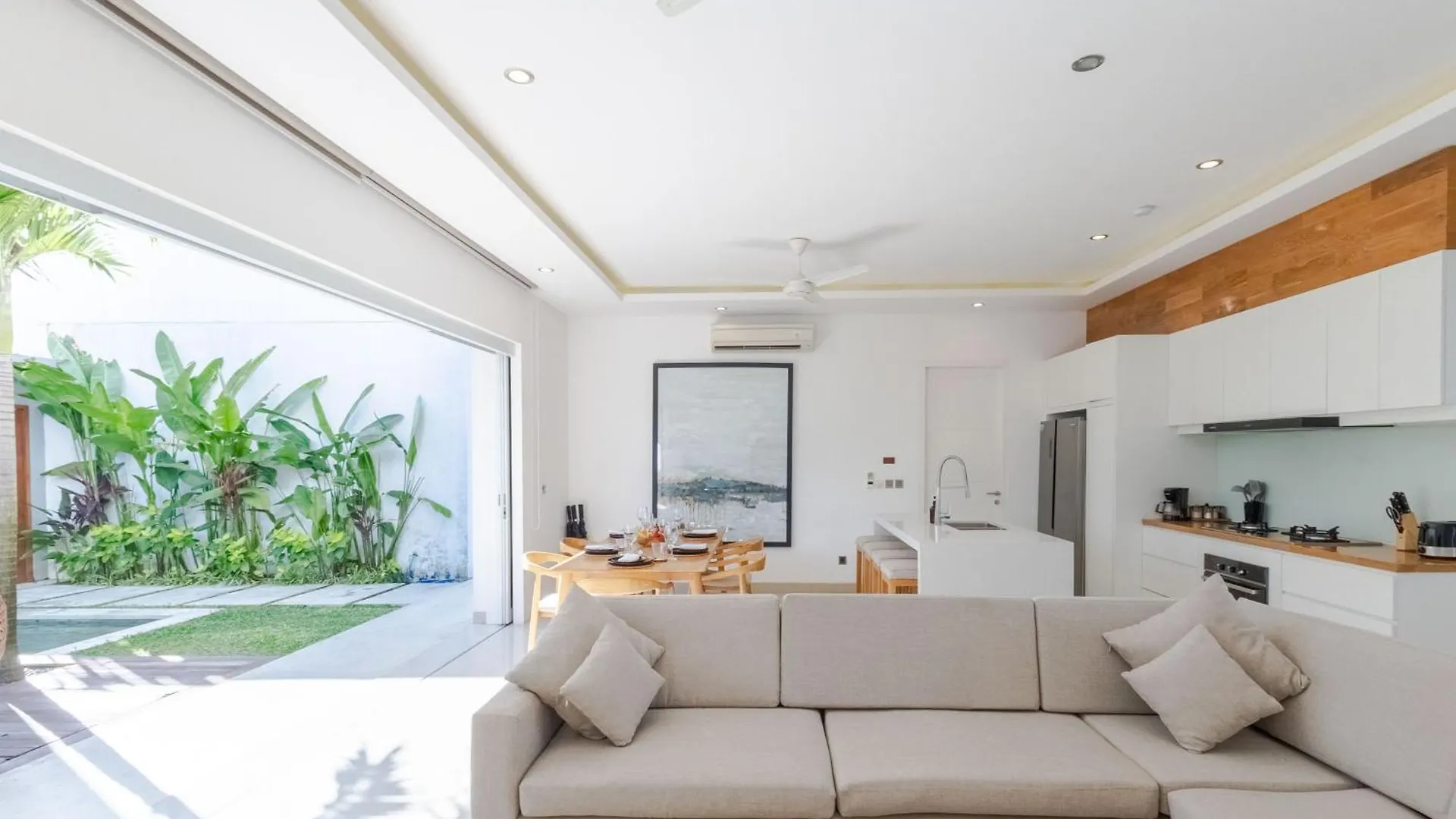Villa Gregana 세미냑 인도네시아